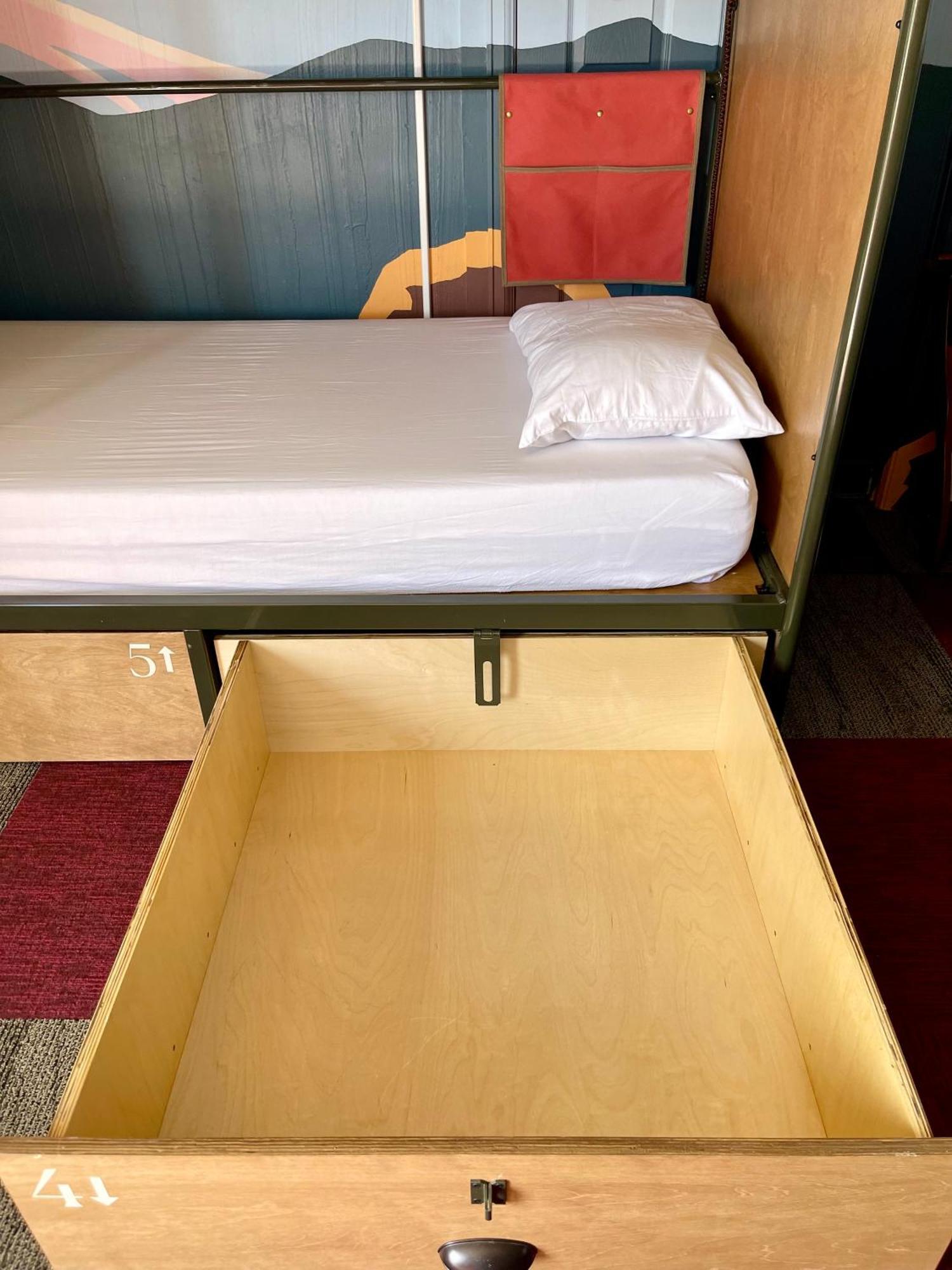 Rad Albergue *